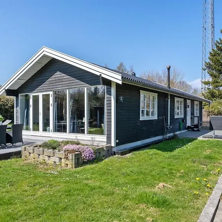 Ollegaard - 1km From The Sea By Interhome Dronningmølle