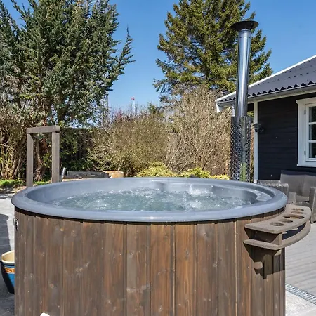 Ollegaard - 1km From The Sea By Interhome Dronningmølle